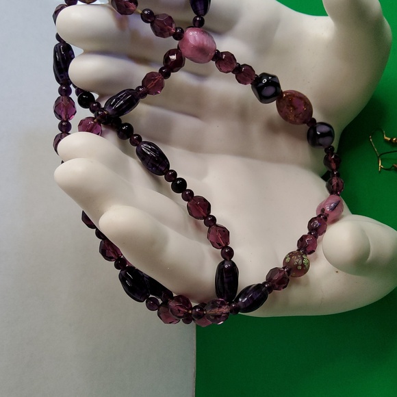 Vintage lucite and glass with crystal necklace and earrings - Picture 2 of 8